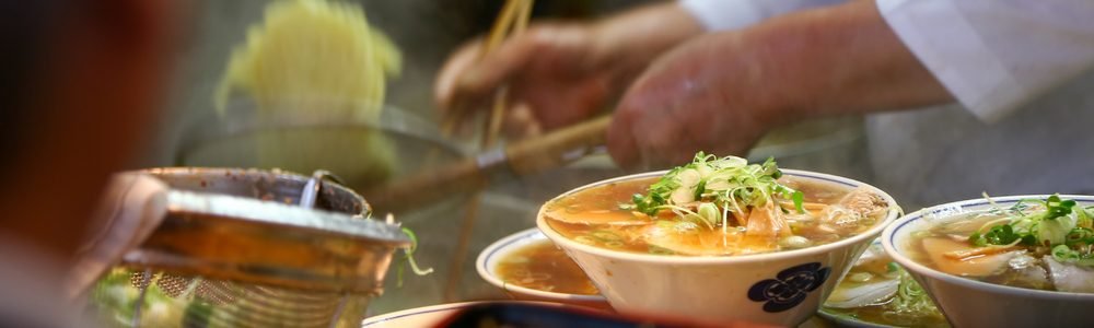 Japanese,Sushi,Food,Shop,At,Tsukiji,Fish,Market.